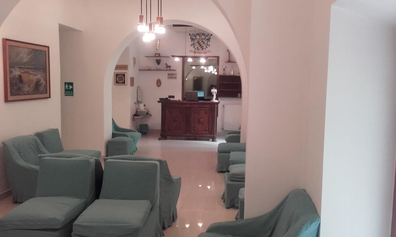 سانتا مارينيلاّ B&B Miramare المظهر الخارجي الصورة